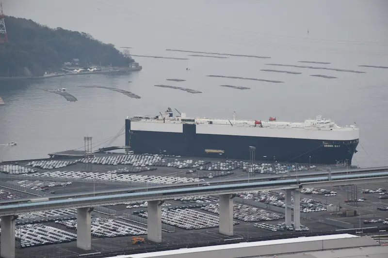 工場近くの仁保島城跡からの遠望