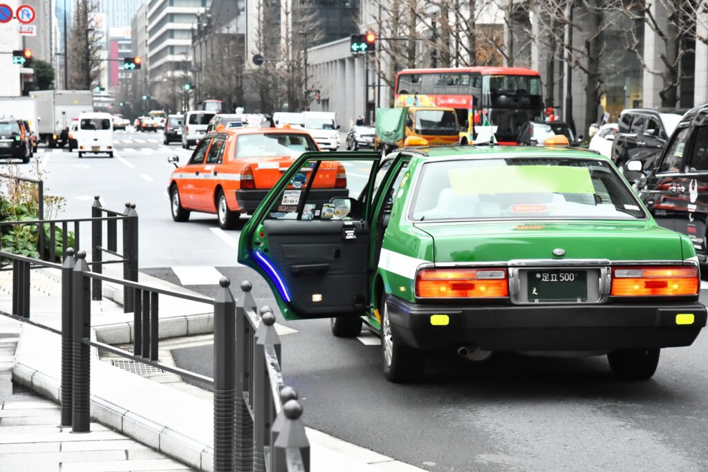 東京のタクシー。平均50万キロ走行する。