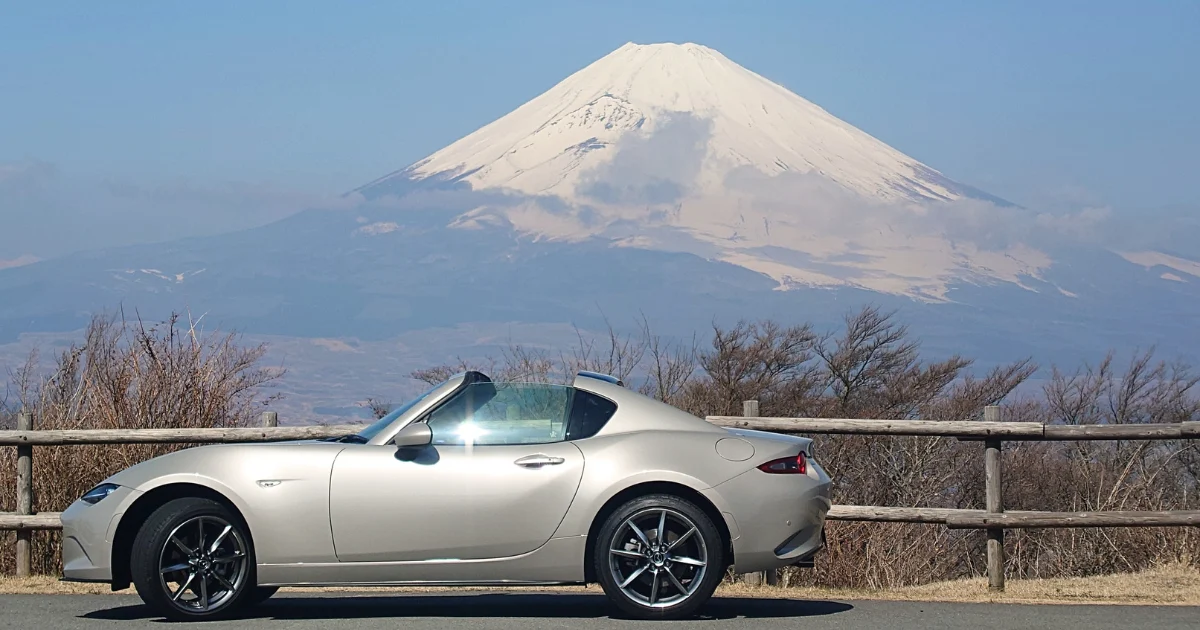 NDロードスターRFと富士山