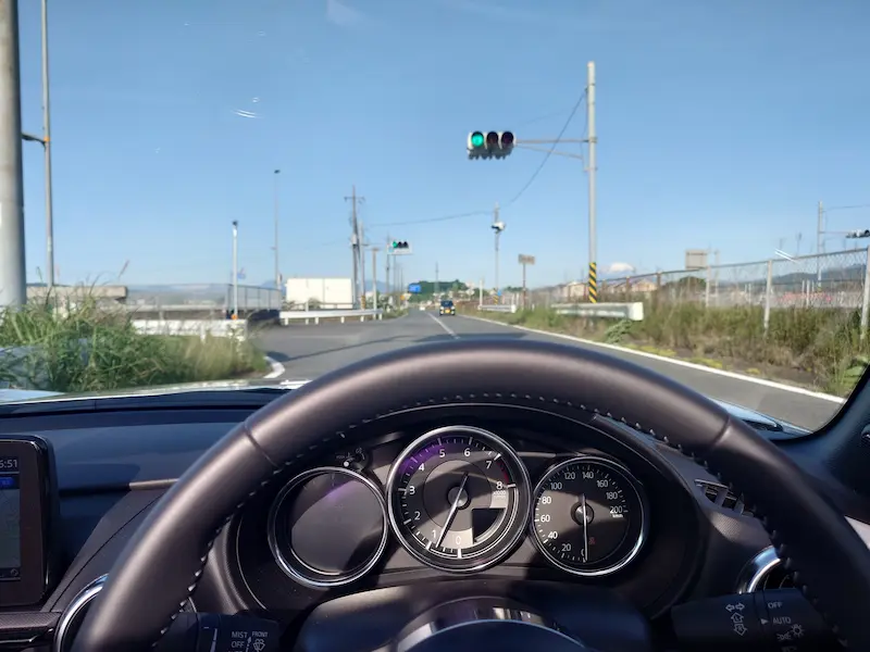 ロードスターから車外を見た風景